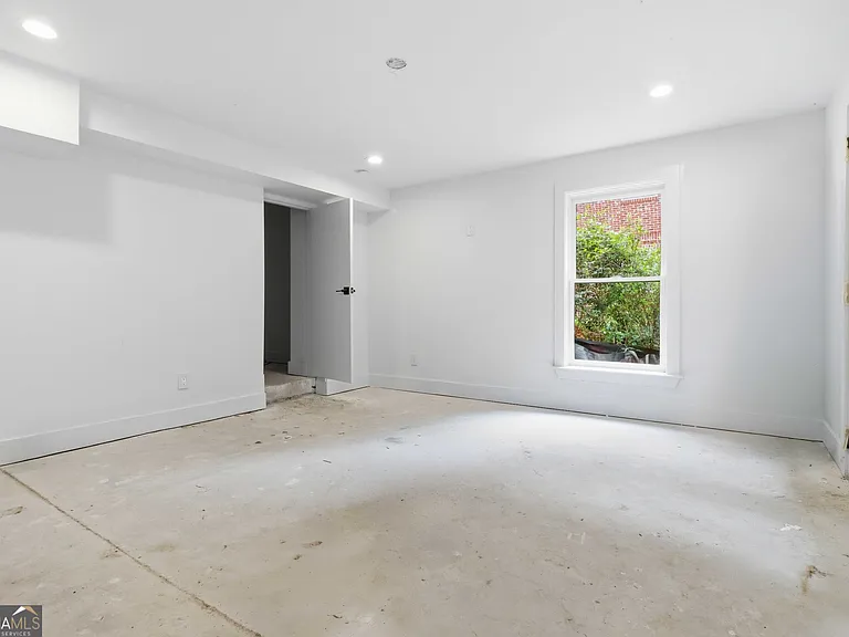 3196 Towerview Dr NE — Photo 64