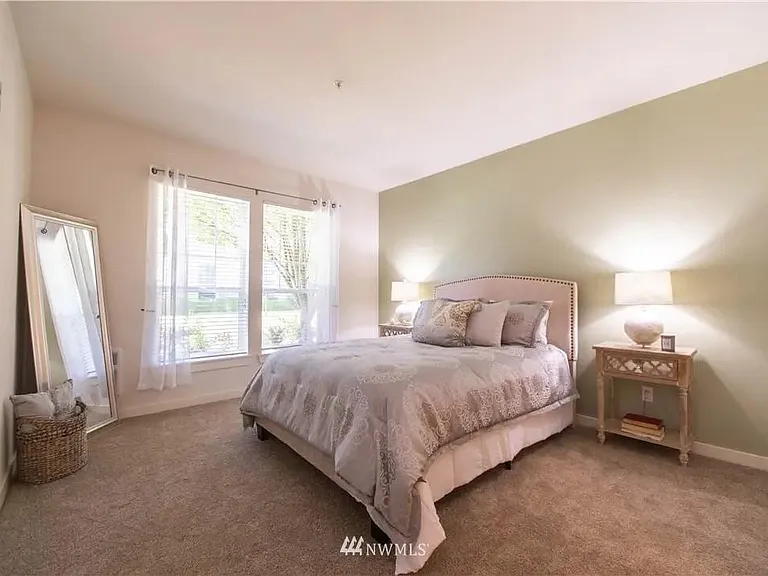 22615 NE Alder Crest Dr #102 — Photo 11