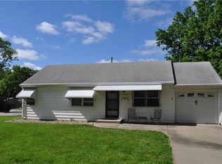 3706 NE 54th St, Kansas City, MO 64119