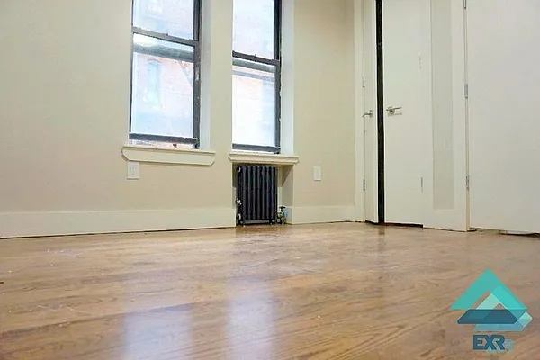 Rented by EXR | media 23