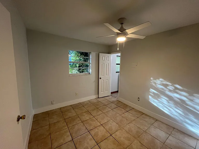 2318 Van Buren St #1 — Photo 6