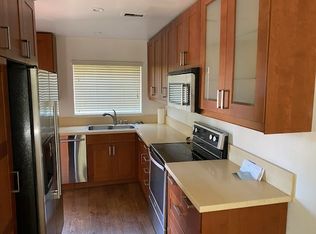 7727 W Manchester Ave APT 1, Playa Del Rey, CA 90293