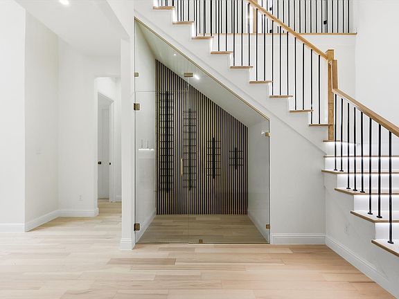 5th image of 3135 Walnut Hill Ln