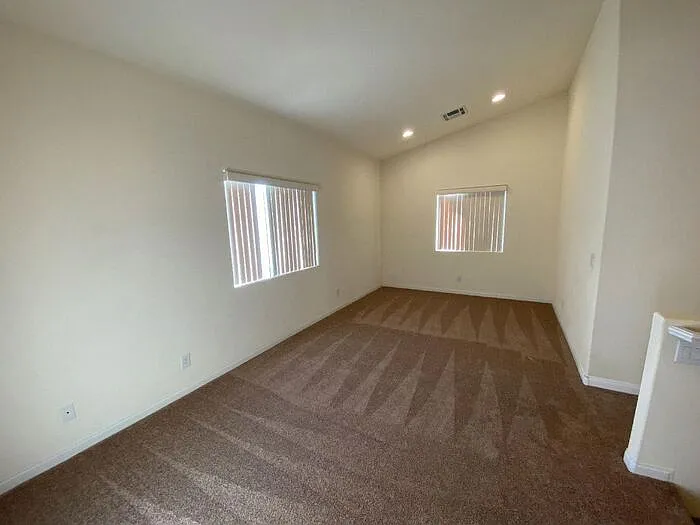869 Park Walk Ave — Photo 6