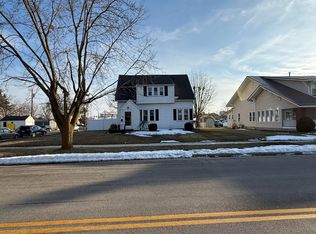 328 E Livingston St, Celina, OH 45822