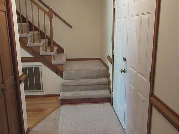 5th image of 113 Gray Ln