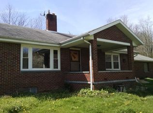 802 Dummermuth Rd NW, New Philadelphia, OH 44663