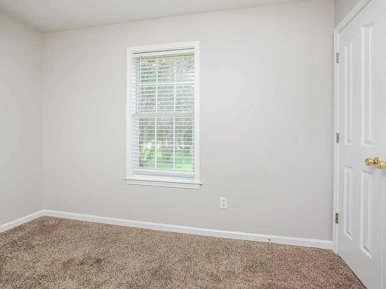 6906 Greyhawk Cv N — Photo 12