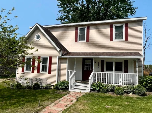 115 N State St, Gobles, MI 49055