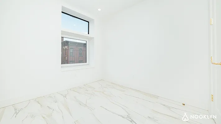 Rented by Nooklyn NYC LLC | media 8