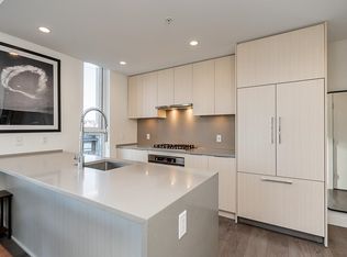4465 Juneau St #707, Burnaby, BC V5C 0L8