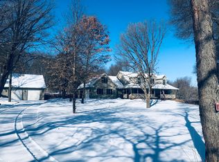 646 Hillary Farm Rd, Hudson, WI 54016