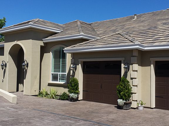 2nd image of 3133 Corsica Dr