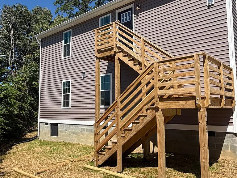 460 Highland Ave #B — Photo 1