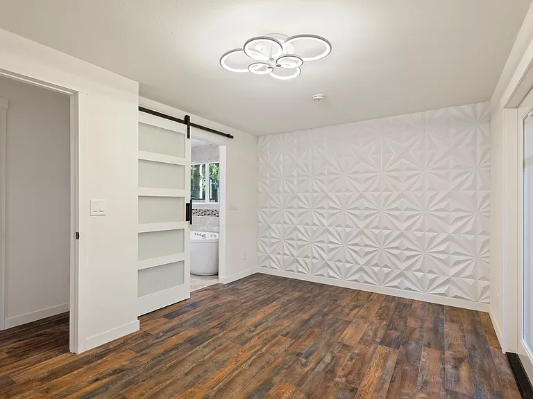 8801 NE 140th Pl — Photo 13
