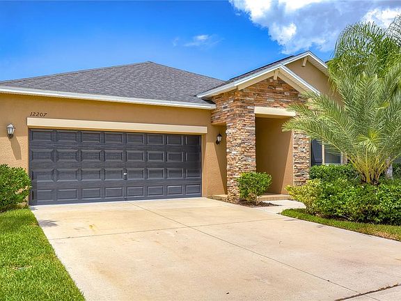 3rd image of 12207 Ballentrae Forest Dr