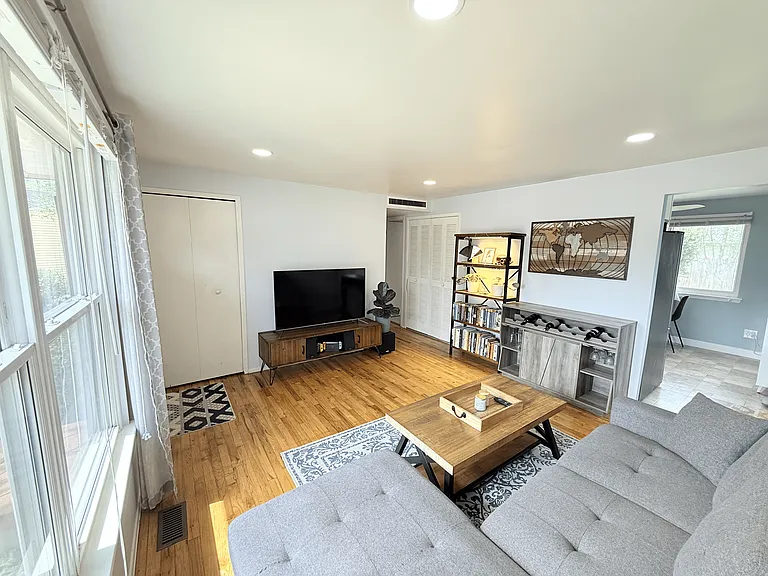 18 W Eden Ct — Photo 7