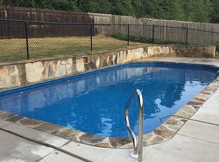 132 Carriagehouse Ln, Auburn, AL 36832