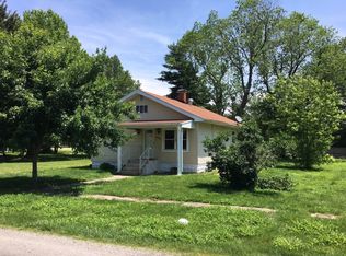 709 Clinton St, Gillespie, IL 62033