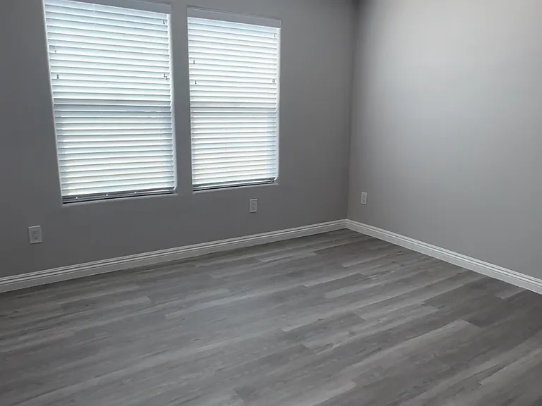 5224 Corteen Pl #4 — Photo 21