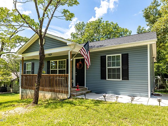 3rd image of 5108 Northside Dr
