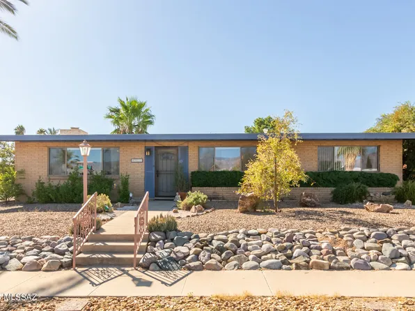 8972 E Calle Playa, Tucson, AZ 85715