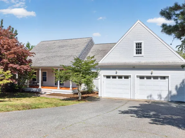 82 Nottingham Drive, Yarmouth Port, MA 02675