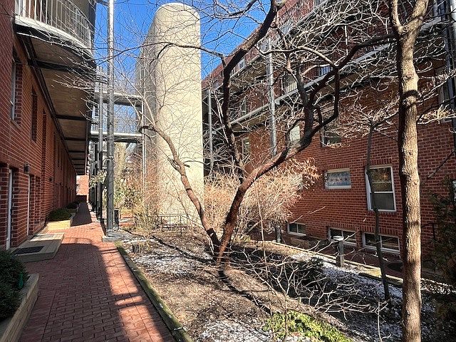 2nd image of 5400 S Hyde Park Blvd #A-5