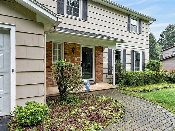 2nd image of 131 Timber Brook Ln