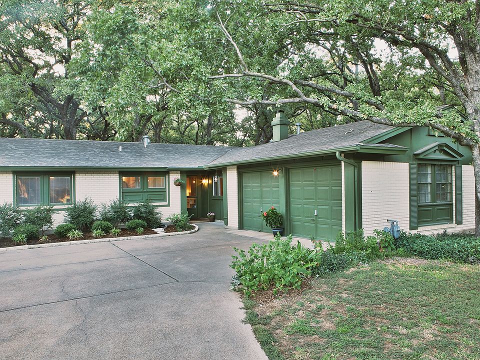 1st image of 3011 Friendswood Dr
