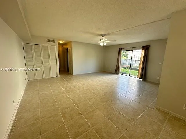 3162 Coral Springs Dr #4 — Photo 15