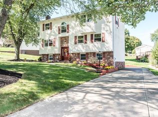 186 Pinehurst Dr, Freedom, PA
