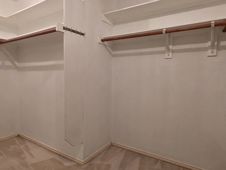 9705 Dragonfly Dr — Photo 25