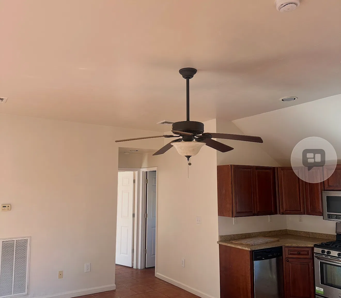 2 bed, 900 sqft, $3,500 — Photo 4