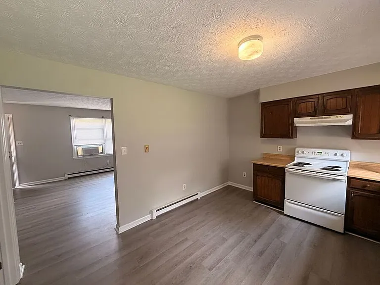 314 Walters Ln #B — Photo 22