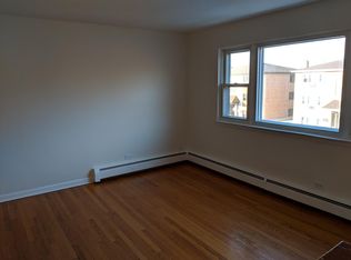 5011 River Rd #1W, Schiller Park, IL 60176
