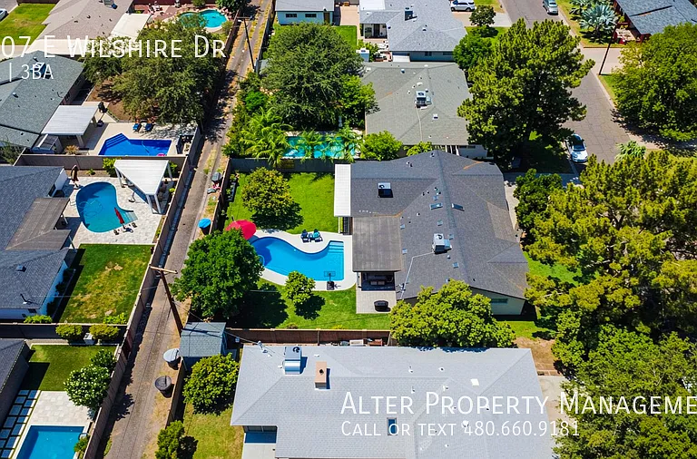 4707 E Wilshire Dr — Photo 1