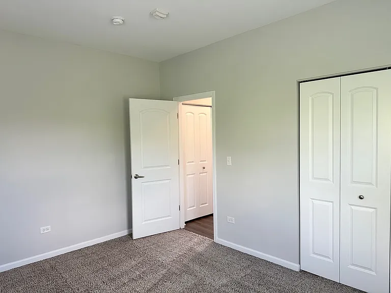 853 E Main St #2F — Photo 11