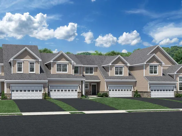39 Ridgewood Dr, Middlebury, CT 06762