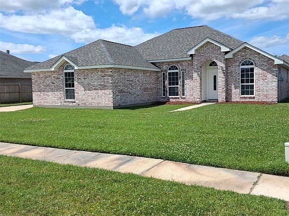 2nd image of 108 Nicole Dr