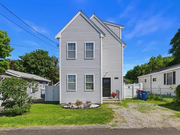 26 Briercliffe Rd, Fairhaven, MA 02719