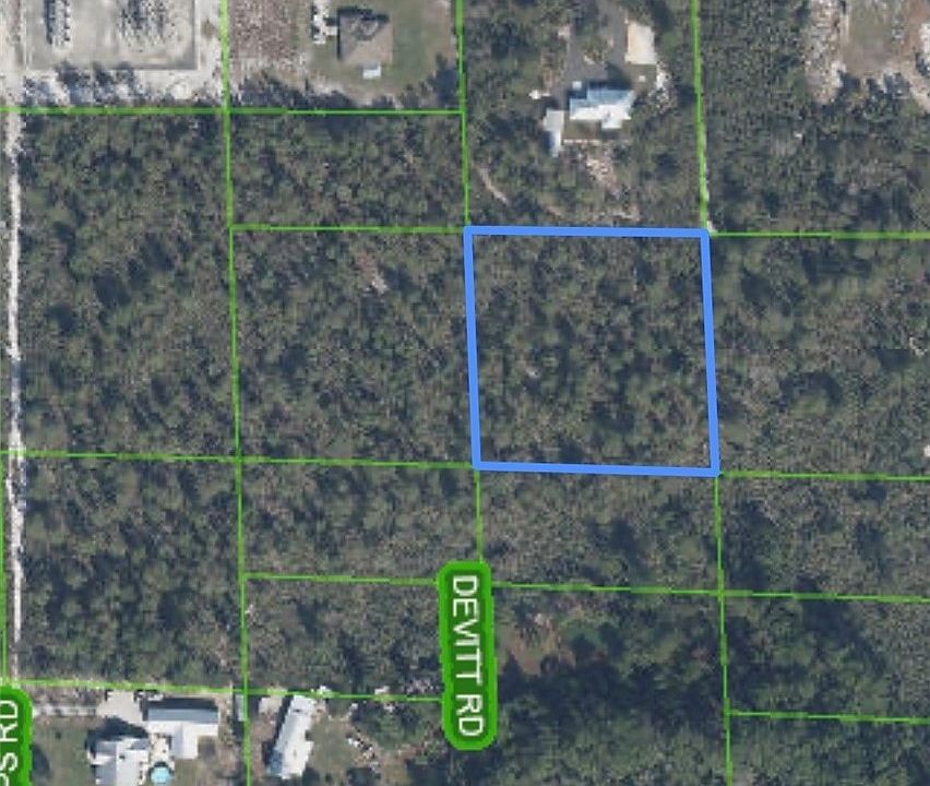 2nd image of 528 Devitt Rd