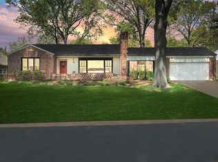 661 Applewood Dr, Saint Louis, MO