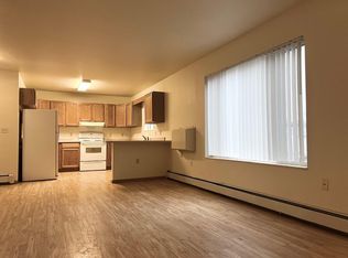 454 High Point Dr #23, Ellsworth, WI 54011