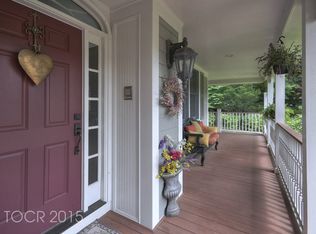 25 Overbrook Rd, Upper Saddle River, NJ 07458