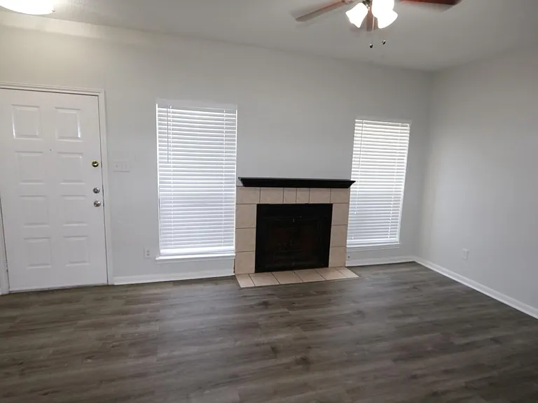 8299 Cambridge St #1506 — Photo 2