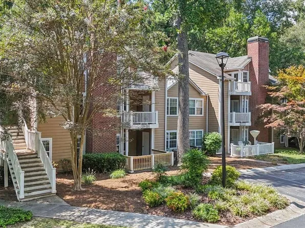 2210 River Heights Ct SE, Marietta, GA 30067