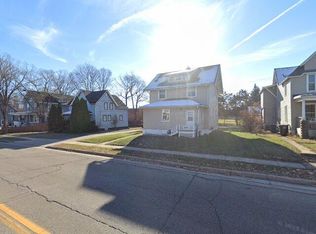 1014 Portland Ave #B, Beloit, WI 53511