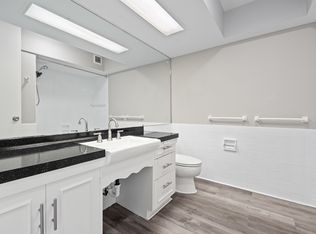 3660 Grand Ave UNIT 520, Des Moines, IA 50312