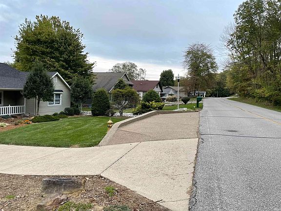 4th image of 412 W Melchoir Dr S